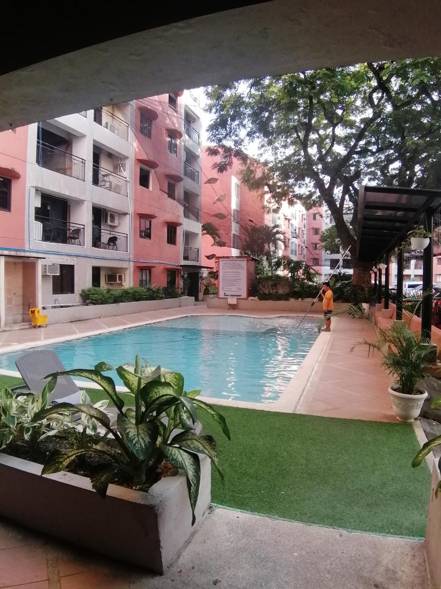 Condo Azur Suites B316 Near Airport, Netflix, Stylish, Cozy With Swimming Pool Isla de Mactán Exterior foto